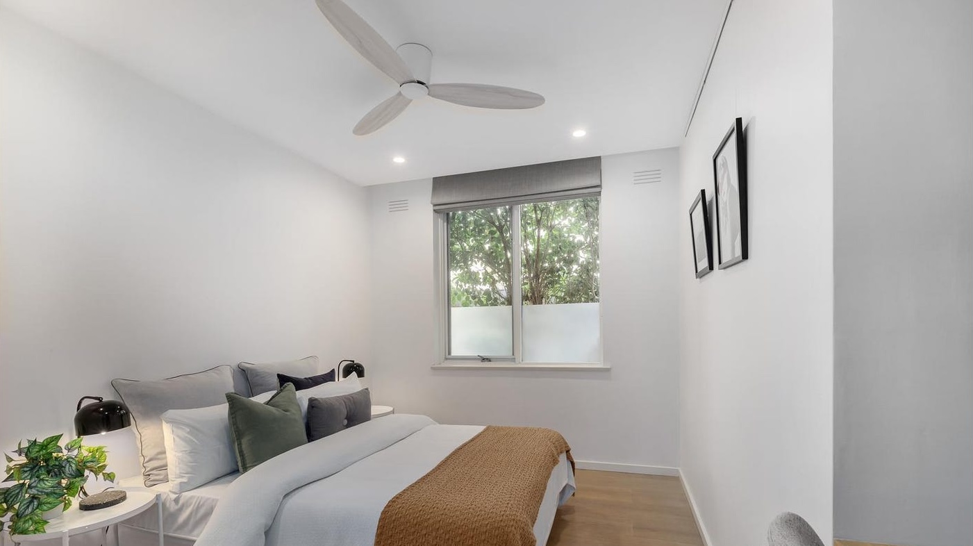 Second bedroom